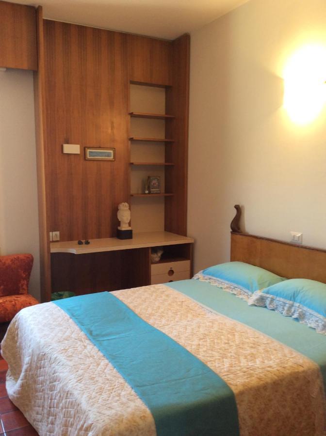 Manu Vintage B&B Cattolica Kültér fotó