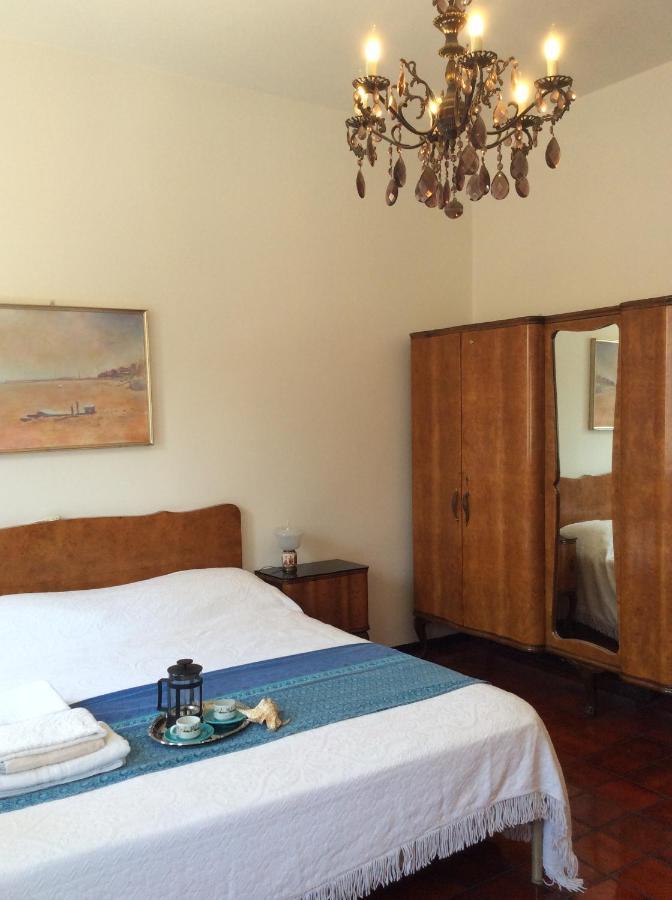 Manu Vintage B&B Cattolica Kültér fotó